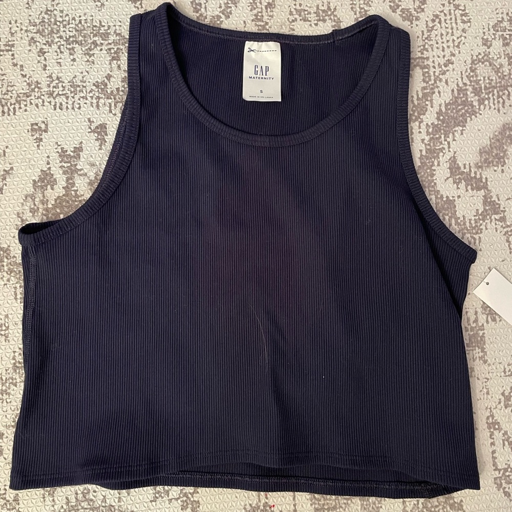 GapFit Maternity Rib Crop Top
